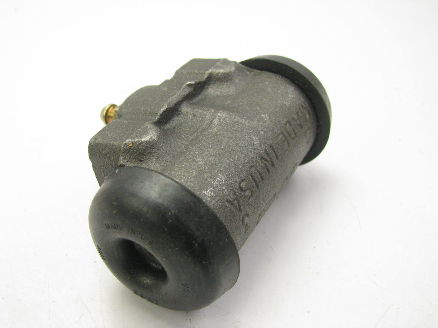 Raybestos WC37232 Rear Left Drum Brake Wheel Cylinder 1969-1974 Ford E-200