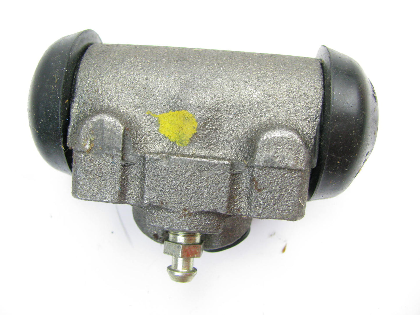 Raybestos WC37233 Rear Right Drum Brake Wheel Cylinder 1969-1974 Ford E-200
