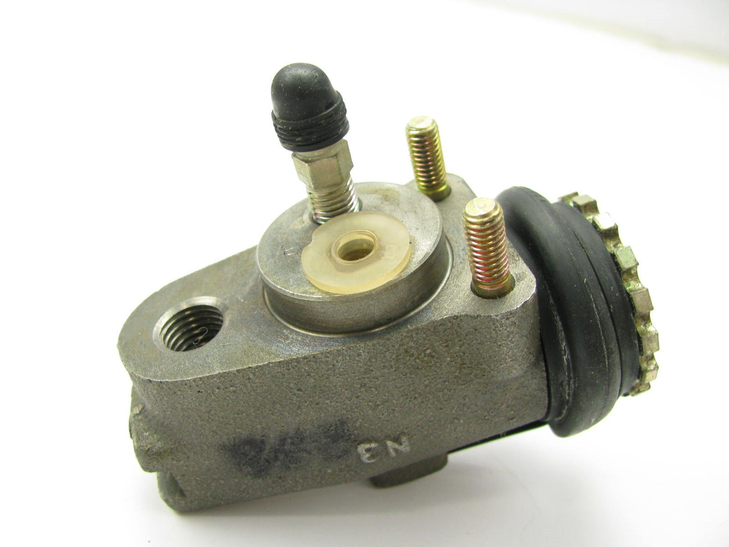 Raybestos WC37320 Front Left Drum Brake Wheel Cylinder