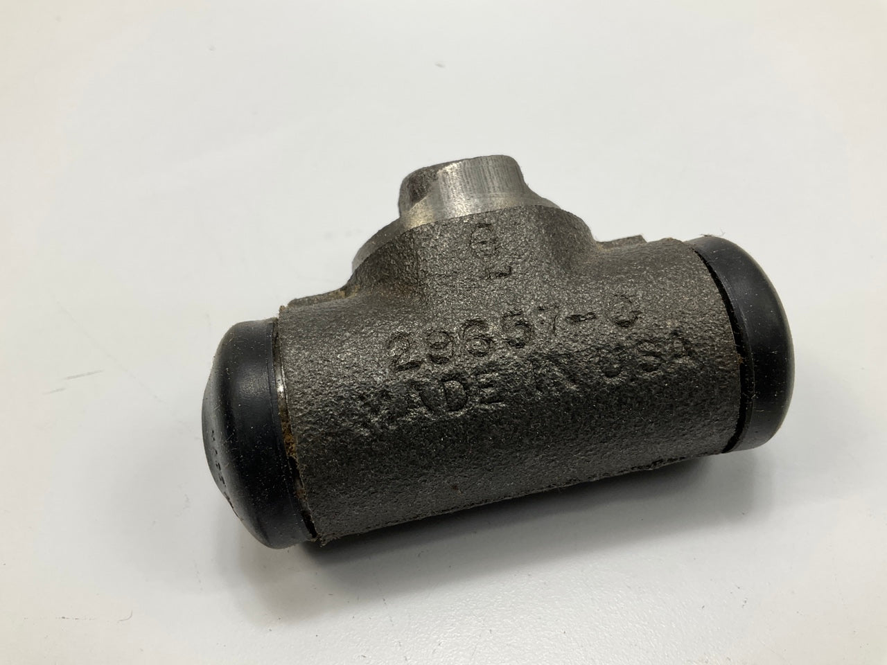 (2) Raybestos WC37343 REAR Drum Brake Wheel Cylinders ( W/10 X 2-1/2 Brakes) RWD