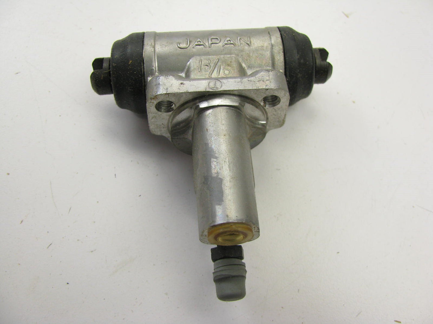 Raybestos WC37406 REAR Drum Brake Wheel Cylinder For 1977-1980 Datsun 810