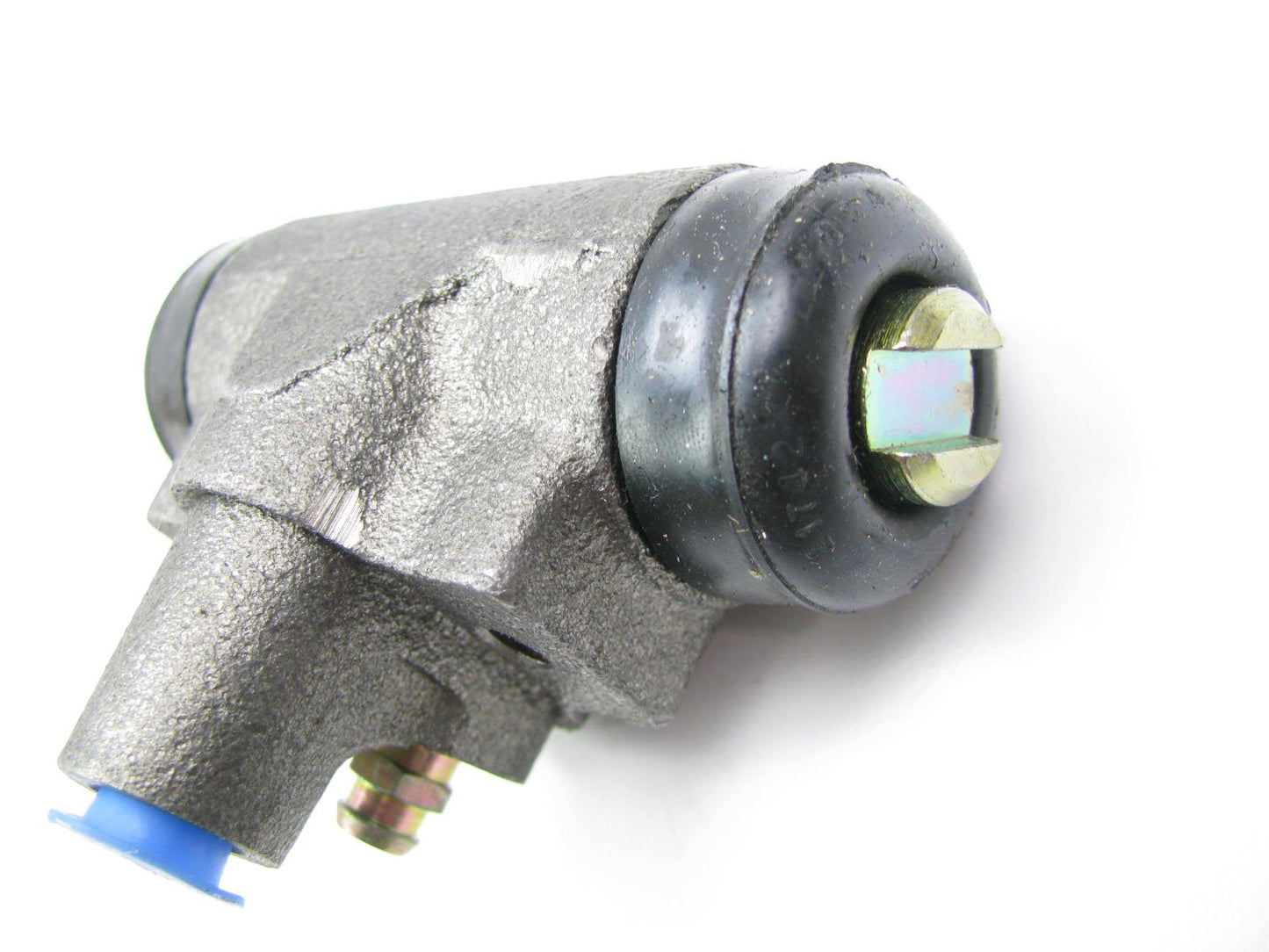 Raybestos WC37582 Drum Brake Wheel Cylinder - Rear Right