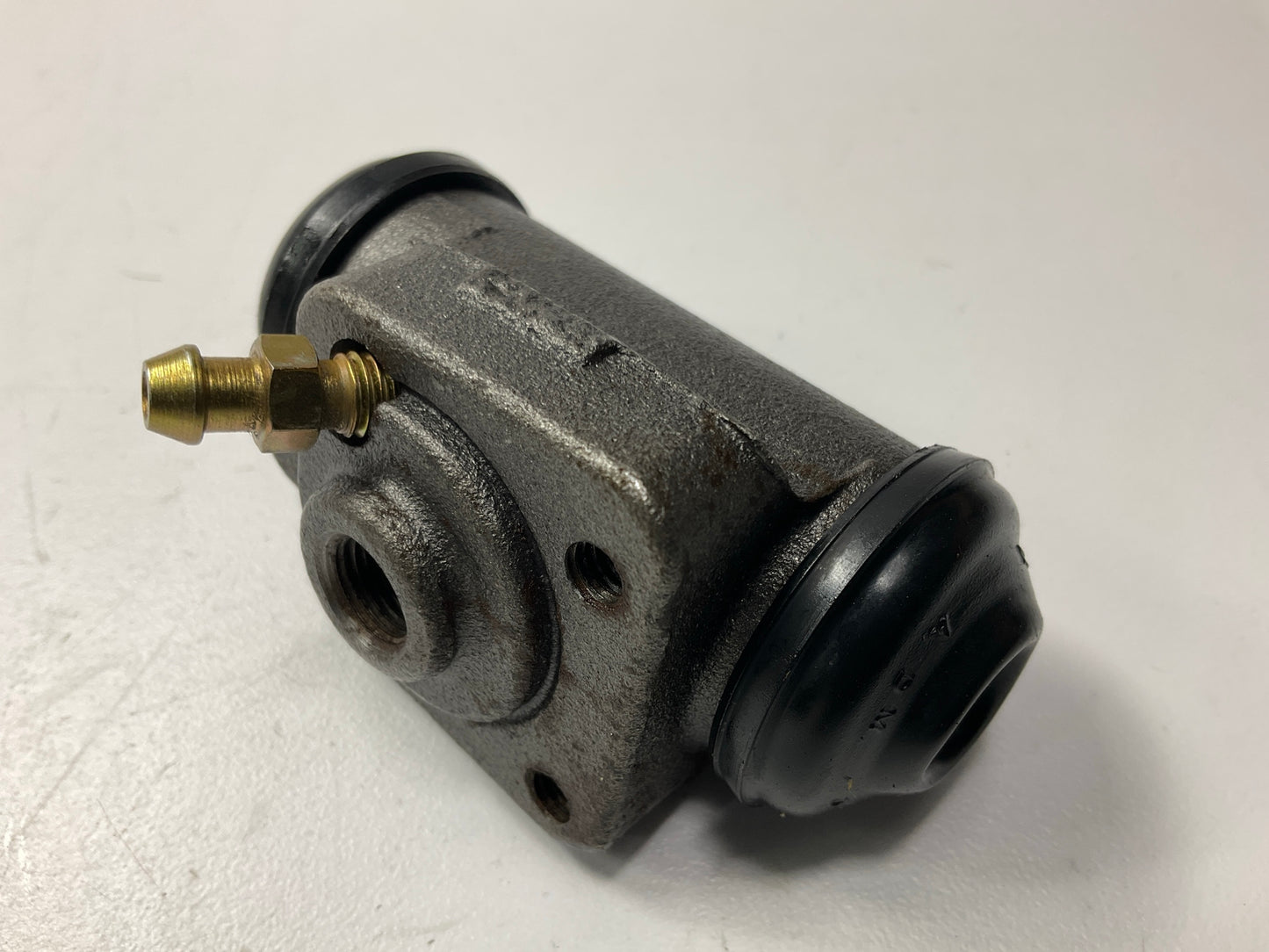 Raybestos WC37687 Rear Left Drum Brake Wheel Cylinder 1987-1991 Toyota Camry FWD