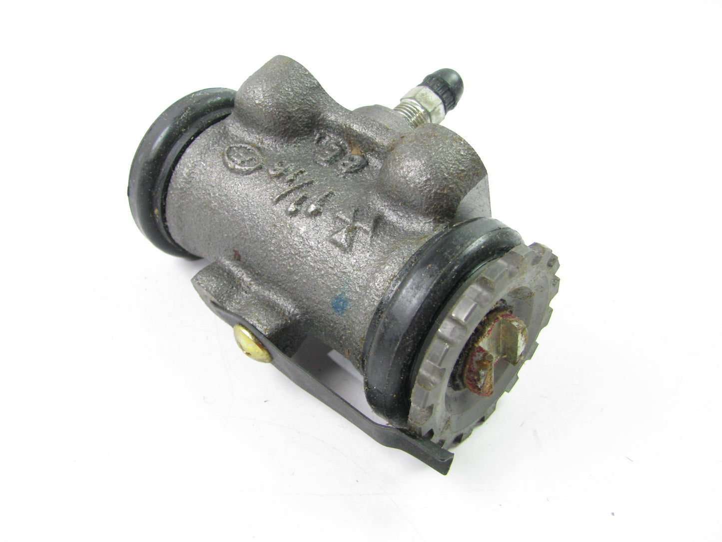 Raybestos WC37873 Drum Brake Wheel Cylinder - Rear Right
