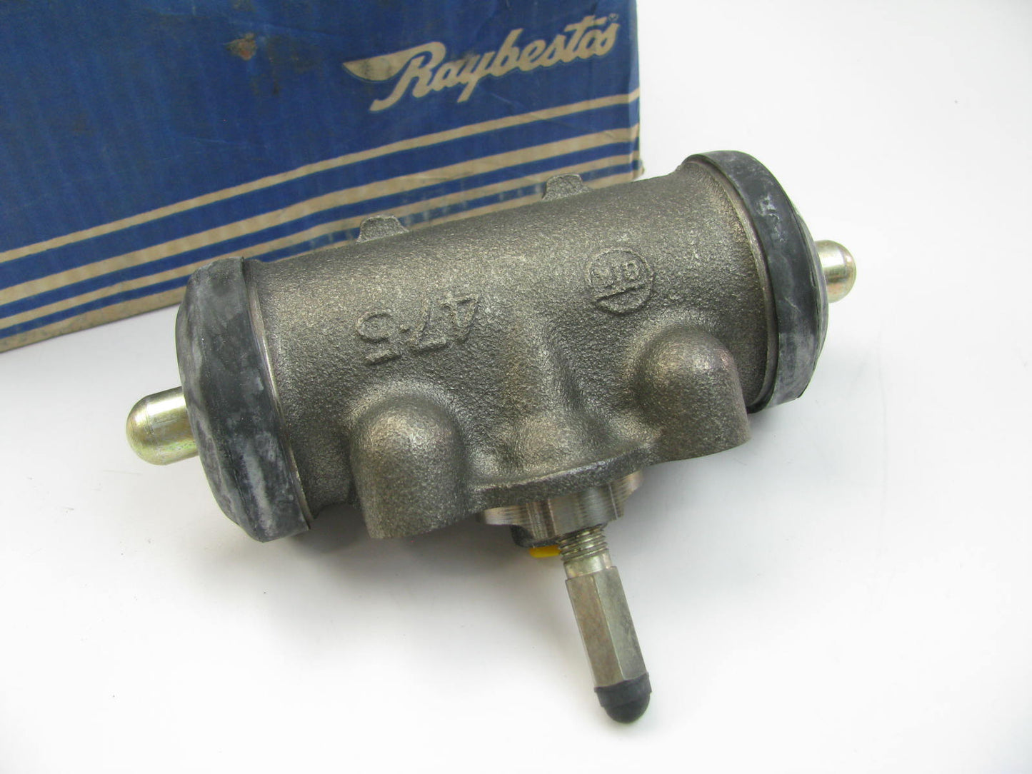 Raybestos WC37880 Front Left Drum Brake Wheel Cylinder for 1988-1993 Isuzu FTR