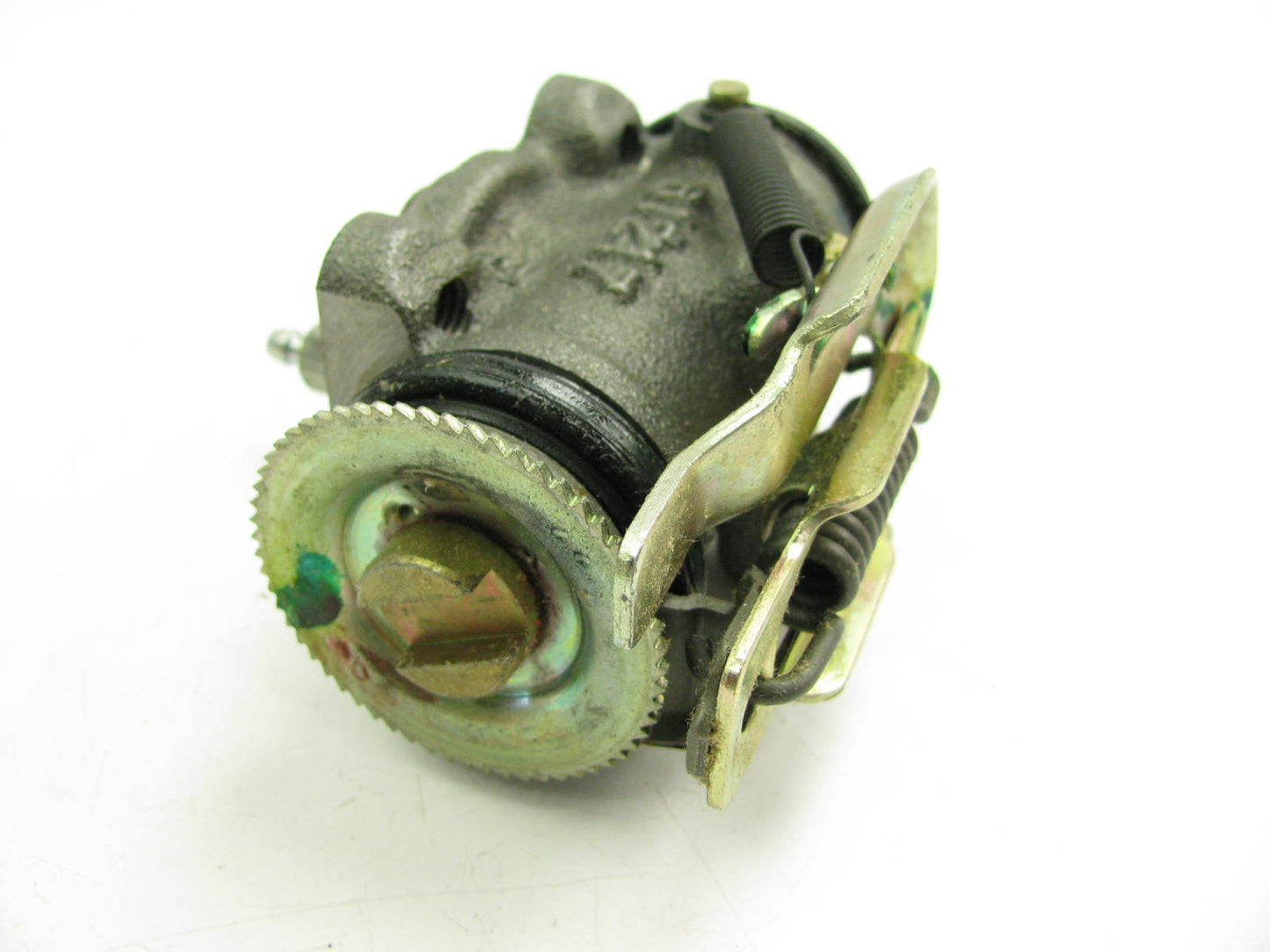 Raybestos WC37951 Rear Right Forward Brake Wheel Cylinder 1988-1990 Isuzu NPR