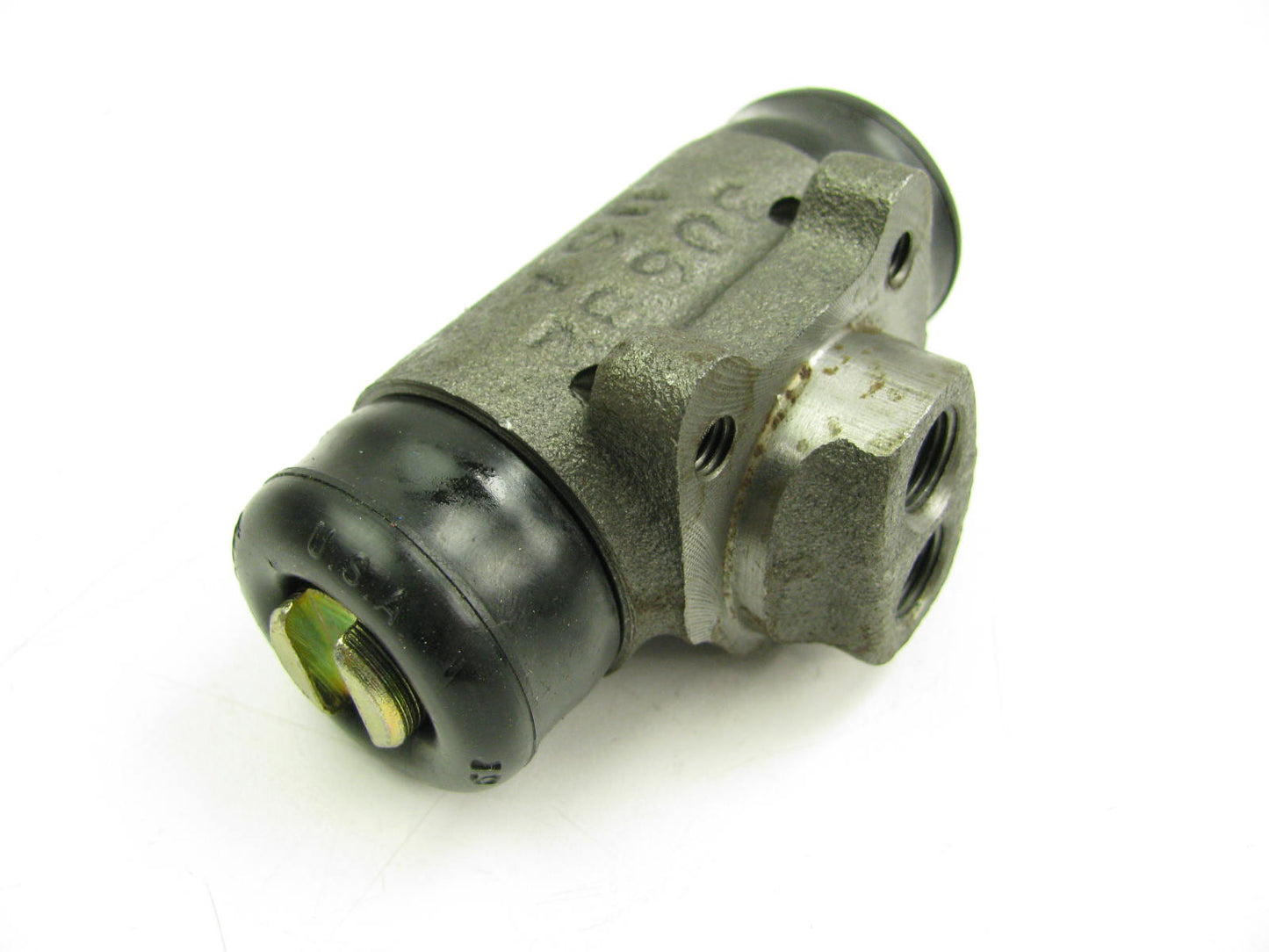 Raybestos WC37963 Rear Right Brake Wheel Cylinder for 1989-1995 Suzuki Samurai