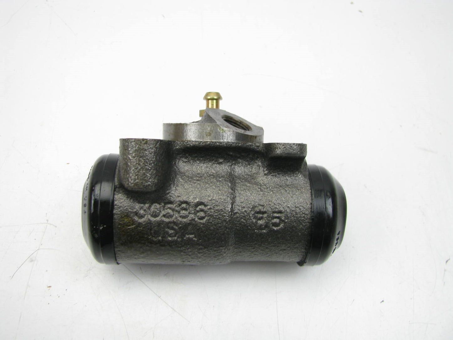 Raybestos WC8267 REAR RIGHT Drum Brake Wheel Cylinder