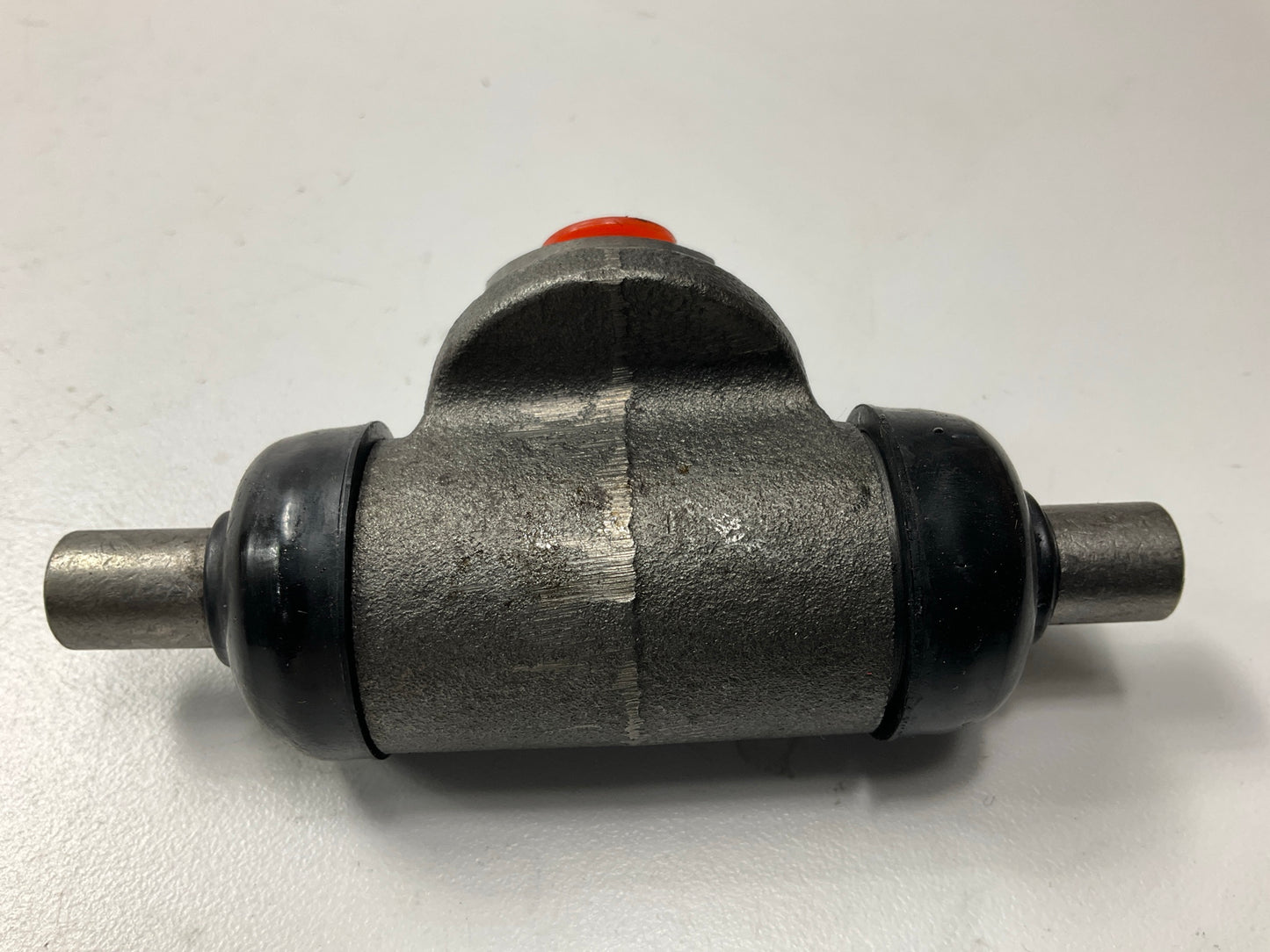 Raymold 37535 Rear Drum Brake Wheel Cylinder