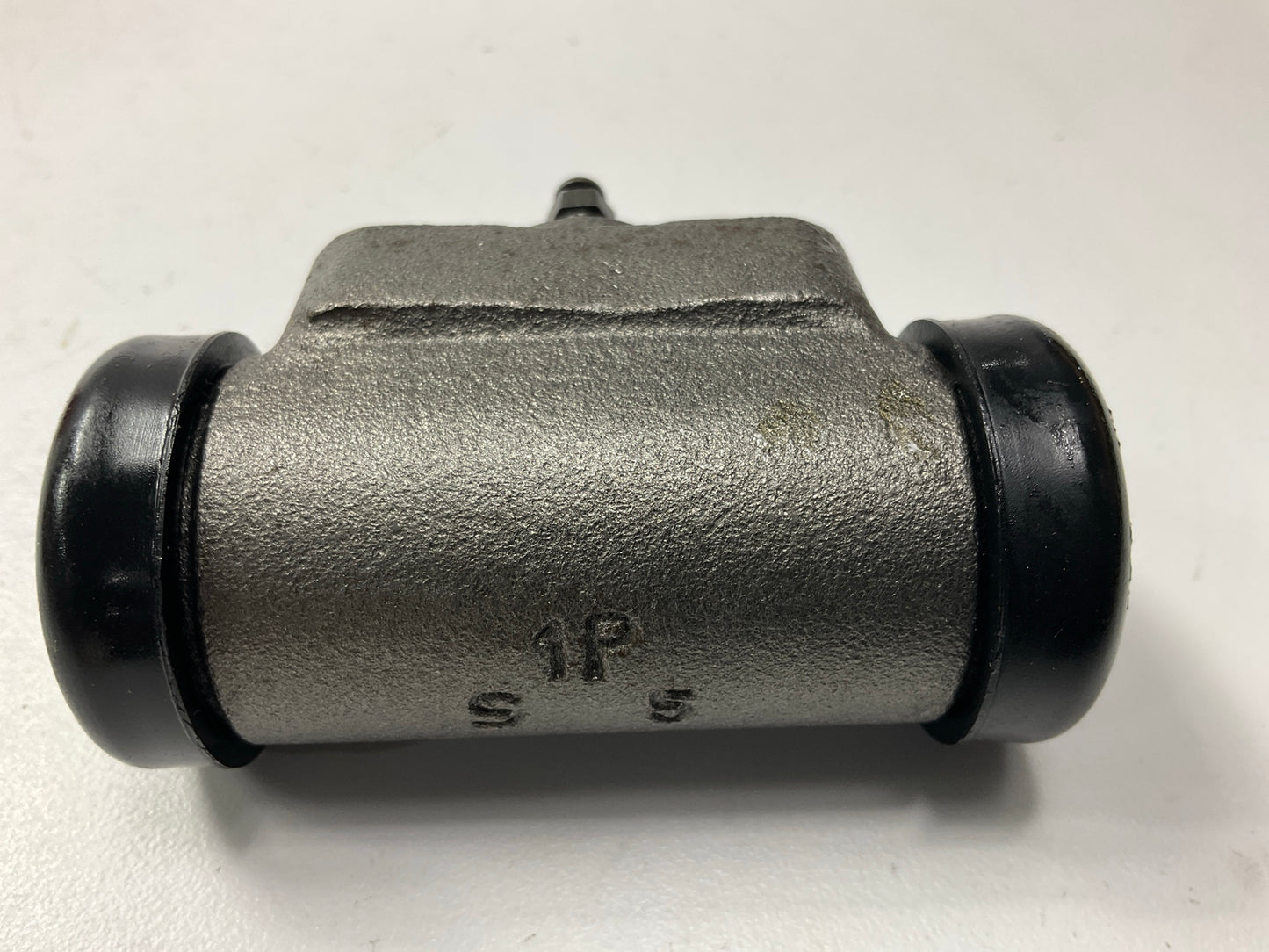 Raymold 37640 Rear Drum Brake Wheel Cylinder