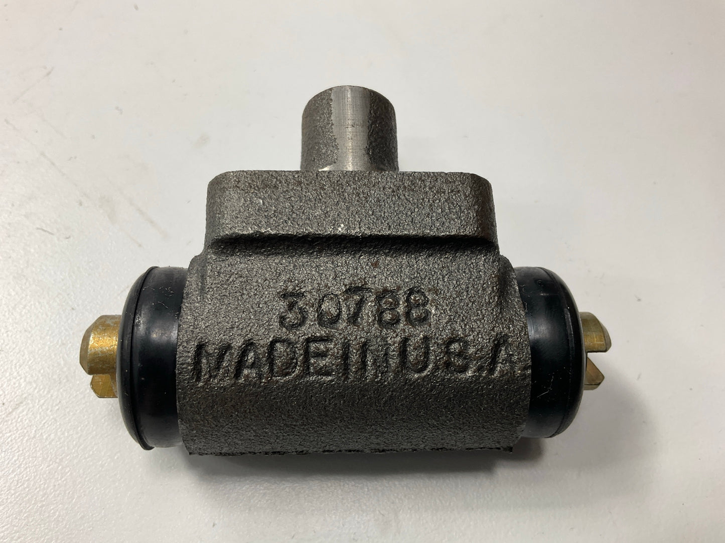 Raymold 37870 Rear Drum Brake Wheel Cylinder