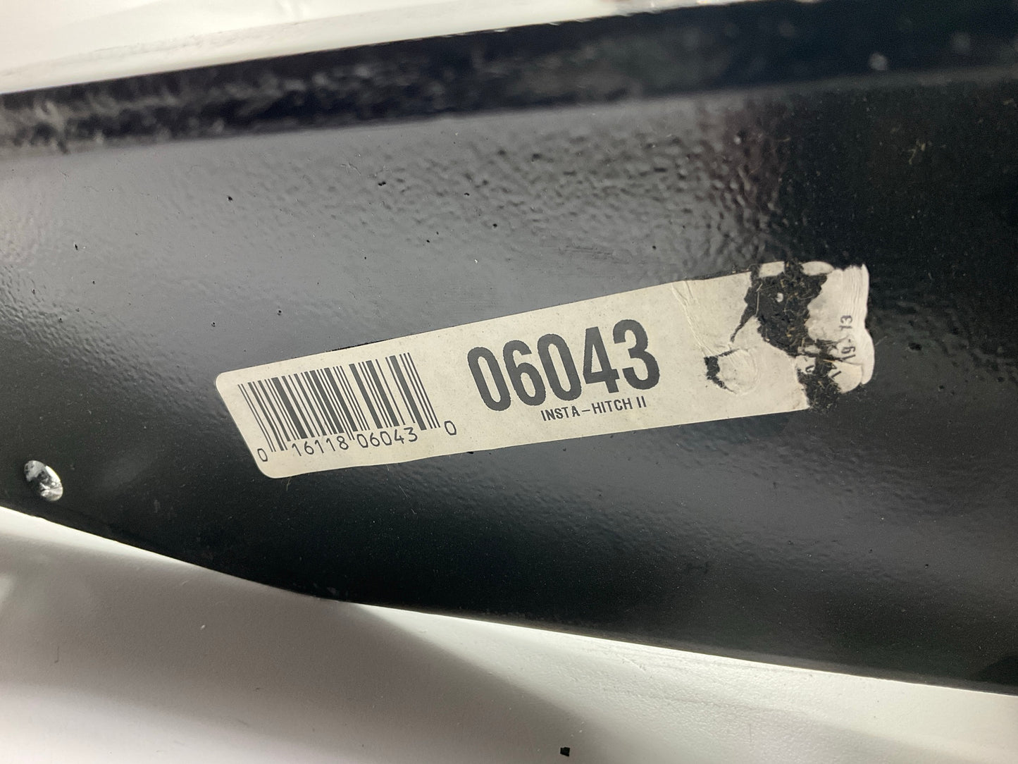 Reese 06043 Class II Trailer Hitch - 1981-2011 Lincoln Town Car, 92-09 Crown Vic