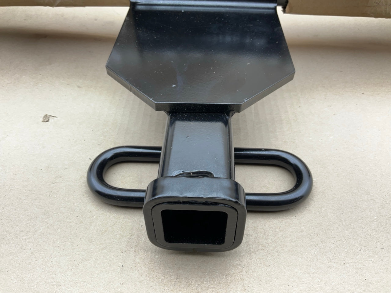 Reese 06180 Class 2 Trailer Hitch - 2018-2025 Chevy Equinox, 18-24 GMC Terrain
