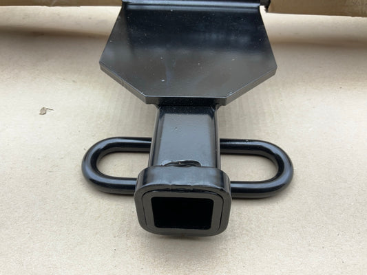 Reese 06180 Class 2 Trailer Hitch - 2018-2025 Chevy Equinox, 18-24 GMC Terrain