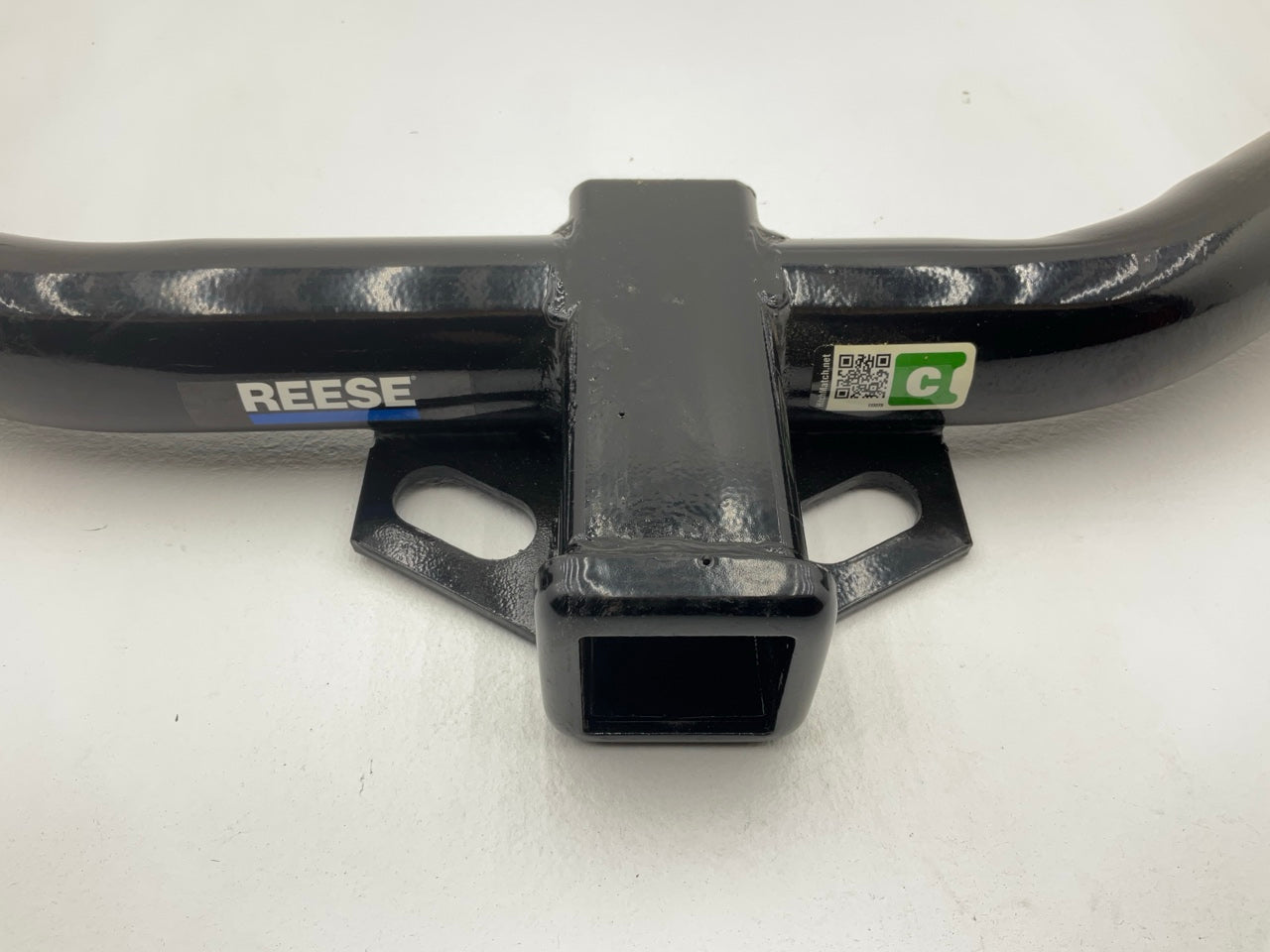 Reese 33045 Class III Trailer Hitch For 1996-2007 Town & Country, Grand Caravan