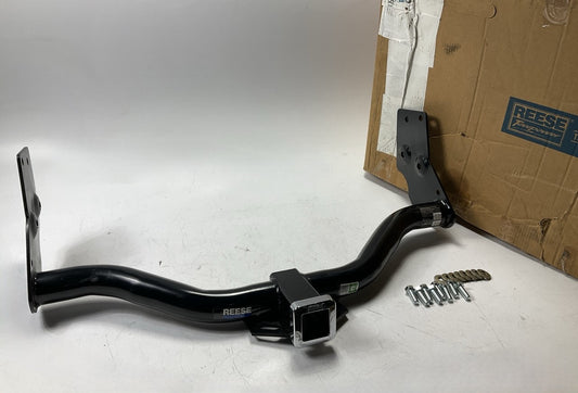 Reese 33050 Class 3 Trailer Hitch For 1996-2004 Nissan Pathfinder