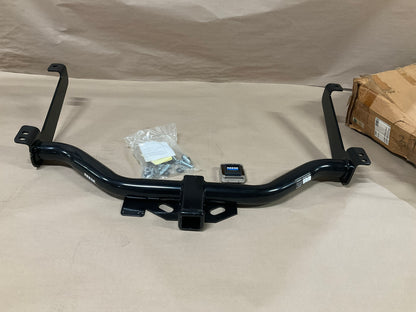 Reese 37091 Trailer Hitch For 2005-2007 Nissan Armada, 05-06 Pathfinder