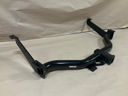 Reese 37091 Trailer Hitch For 2005-2007 Nissan Armada, 05-06 Pathfinder