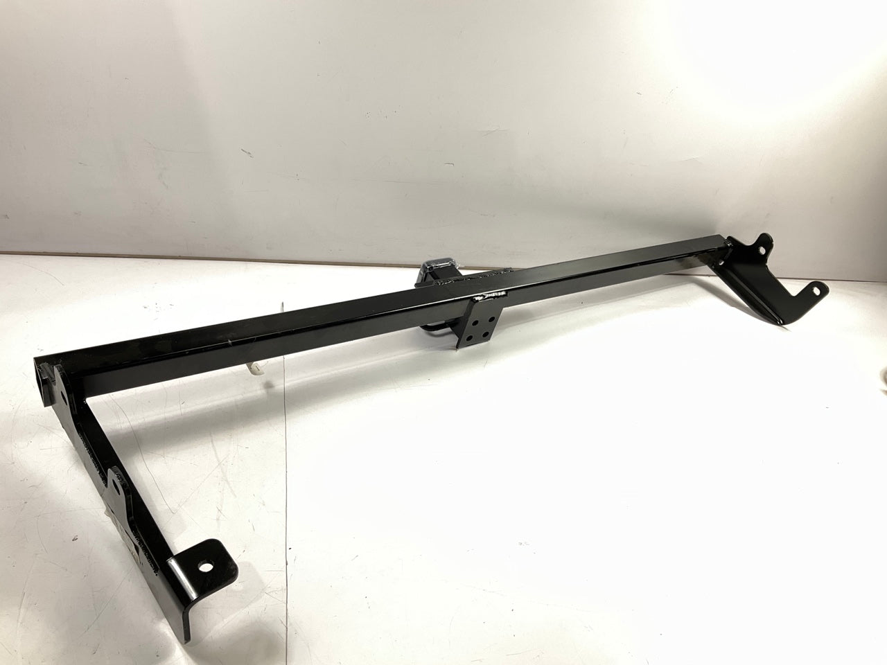 Reese 44129 Class III Trailer Hitch For 2004-2007 Ford Freestar, Monterey