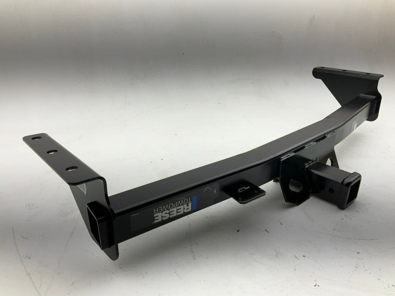 Reese 44526 Class 3 Trailer Hitch For 2005-2026 Nissan Frontier Pickup