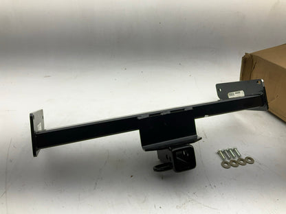 Reese 44580 Trailer Hitch For 2012-2015 Chevy Captiva Sport, 08-09 Saturn Vue