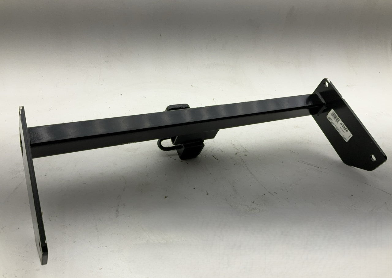 Reese 44580 Trailer Hitch For 2012-2015 Chevy Captiva Sport, 08-09 Saturn Vue