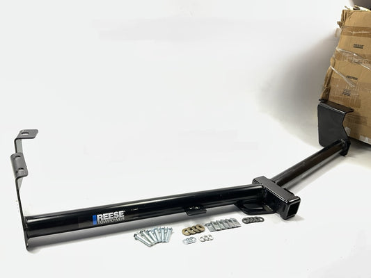 Reese 44663 Class 3 Trailer Hitch For 2011-2016 Nissan Quest