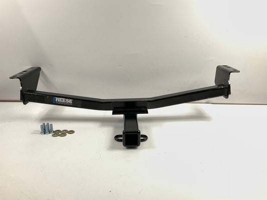 Reese 44712 Class 3 Trailer Hitch. 2'' Receiver For 2008-2016 Nissan Rogue