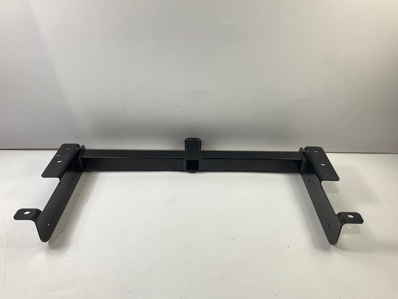 Reese Trailer Hitch Class III 2'' Receiver For 1996-20 Savana, Express 1500-3500