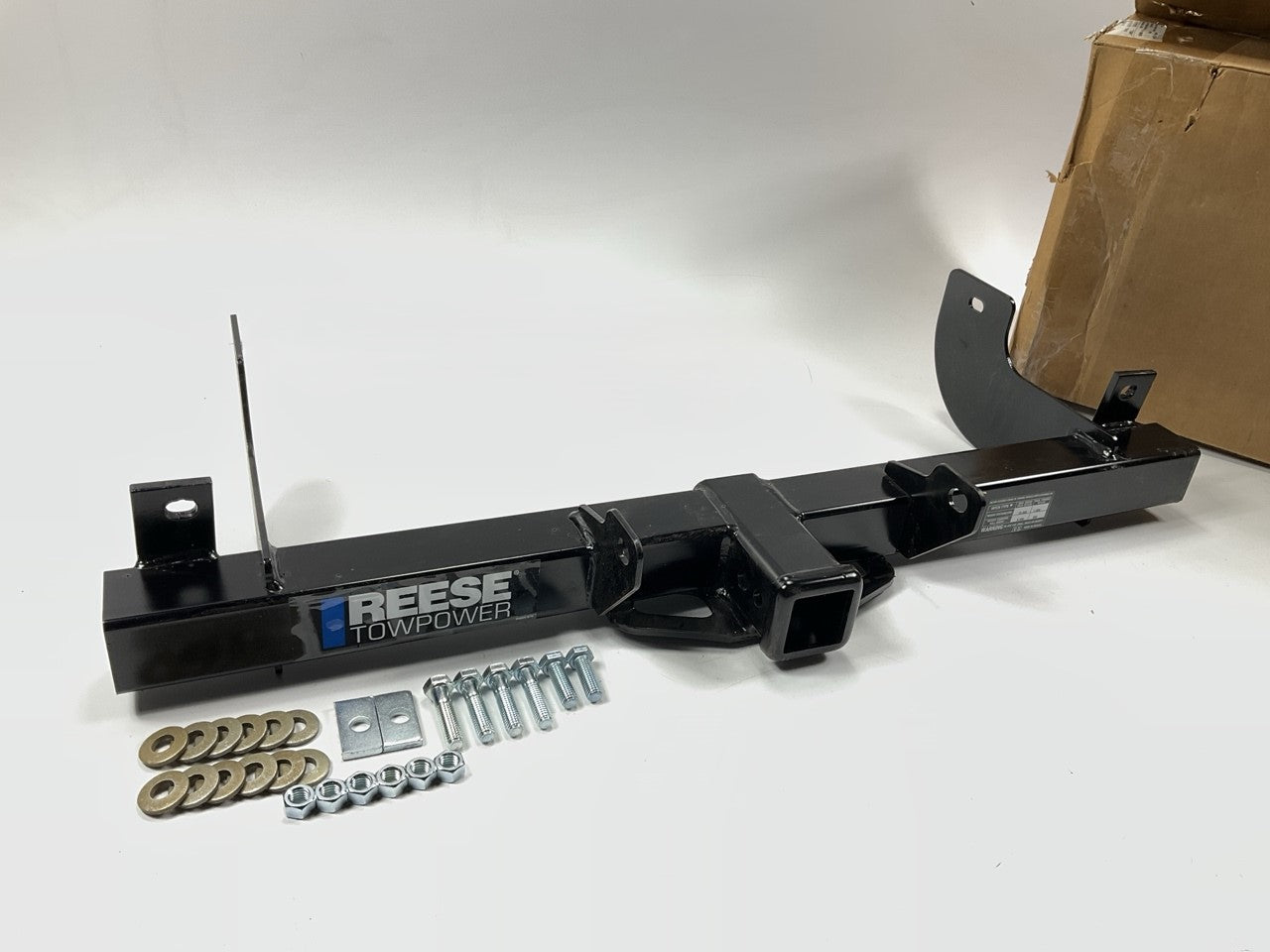 Reese 51032 Class III Trailer Hitch For 1983-2011 Ford Ranger, 94-08 Mazda Truck