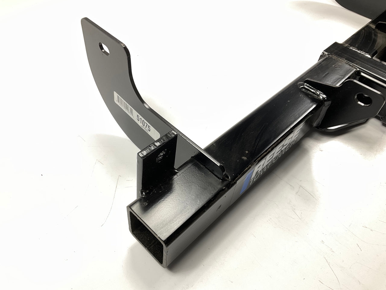 Reese 51032 Class III Trailer Hitch For 1983-2011 Ford Ranger, 94-08 Mazda Truck