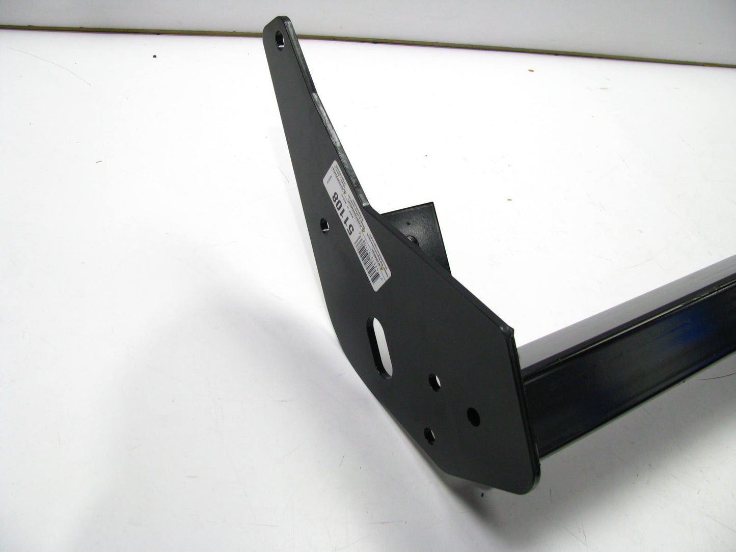 Reese 51108 Trailer Hitch Class III For 1995-2004 Toyota Tacoma