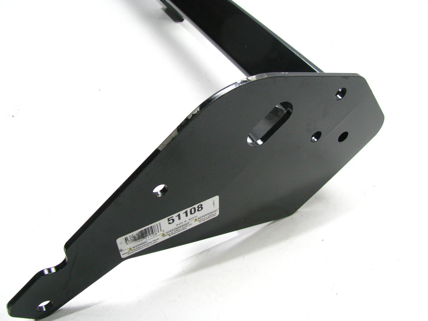 Reese 51108 Trailer Hitch Class III For 1995-2004 Toyota Tacoma