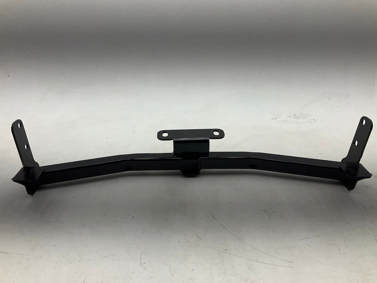 NEW UNBOXED Reese 51193 Class 3 Trailer Hitch - 02-07 Saturn Vue, 06-09 Torrent