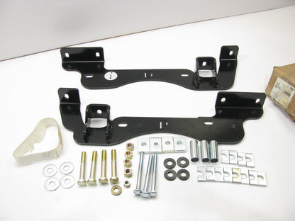 Reese 56017 Fifth Wheel Trailer Hitch Outboard Brackets For 17-20 Ford Superduty