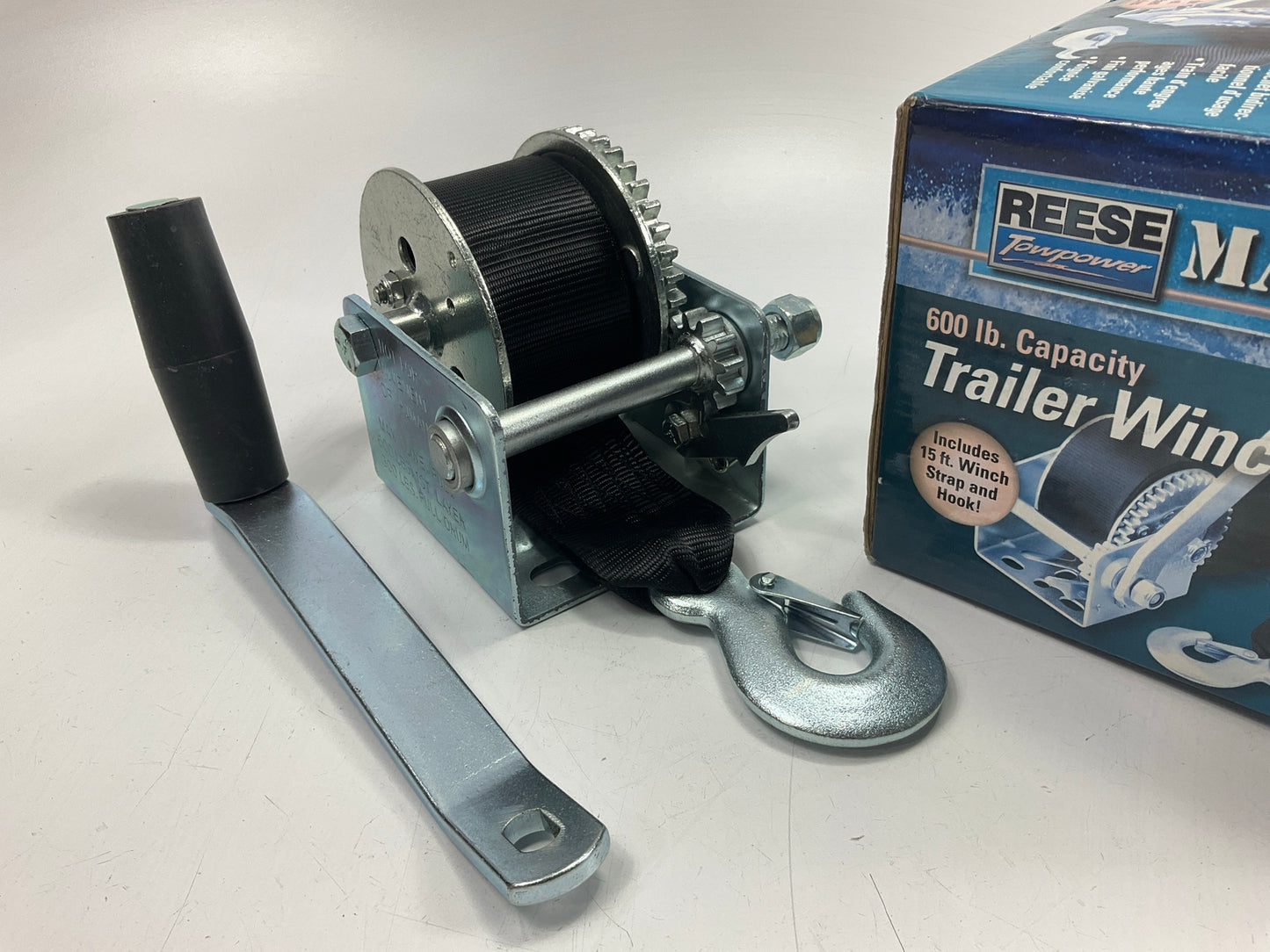 Reese 7019400 Trailer Winch, Single-Speed, 600 Lbs. Capacity, 15 Foot Strap