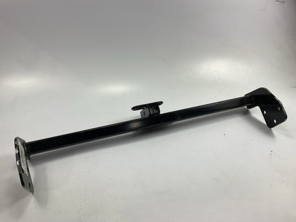 Reese 77005 Trailer Hitch 1-1/4'' Square Receiver For 1993-2002 Toyota Corolla