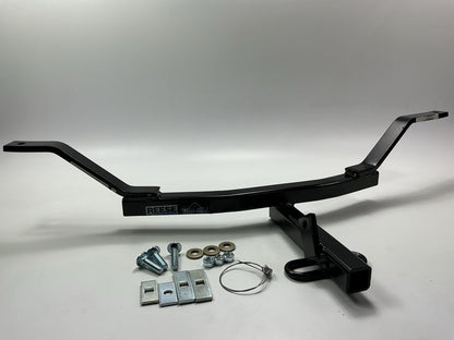 Reese 77164 Class 1 Trailer Hitch, 1-1/4'' Receiver For 1997-2001 Honda CR-V