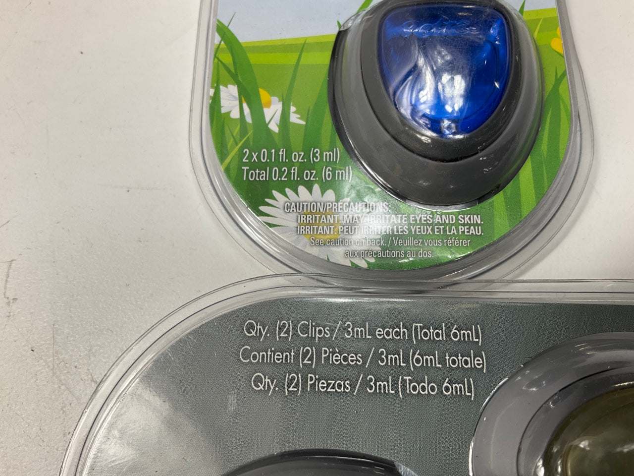 18 - Refresh Car Vent Clip Air Freshener Lot (8) Newcar + (10) Fresh Linen Scent