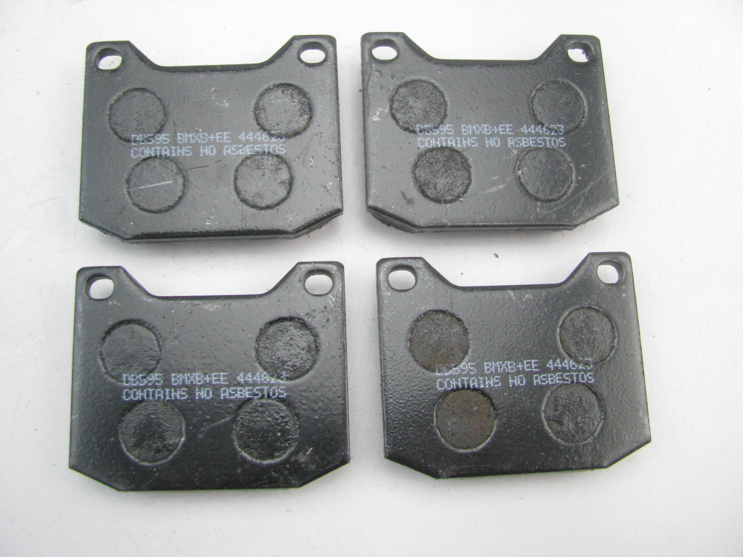 Repco 088-1182M Front Disc Brake Pads for 1975-1980 Saab 99 1979-1982 900