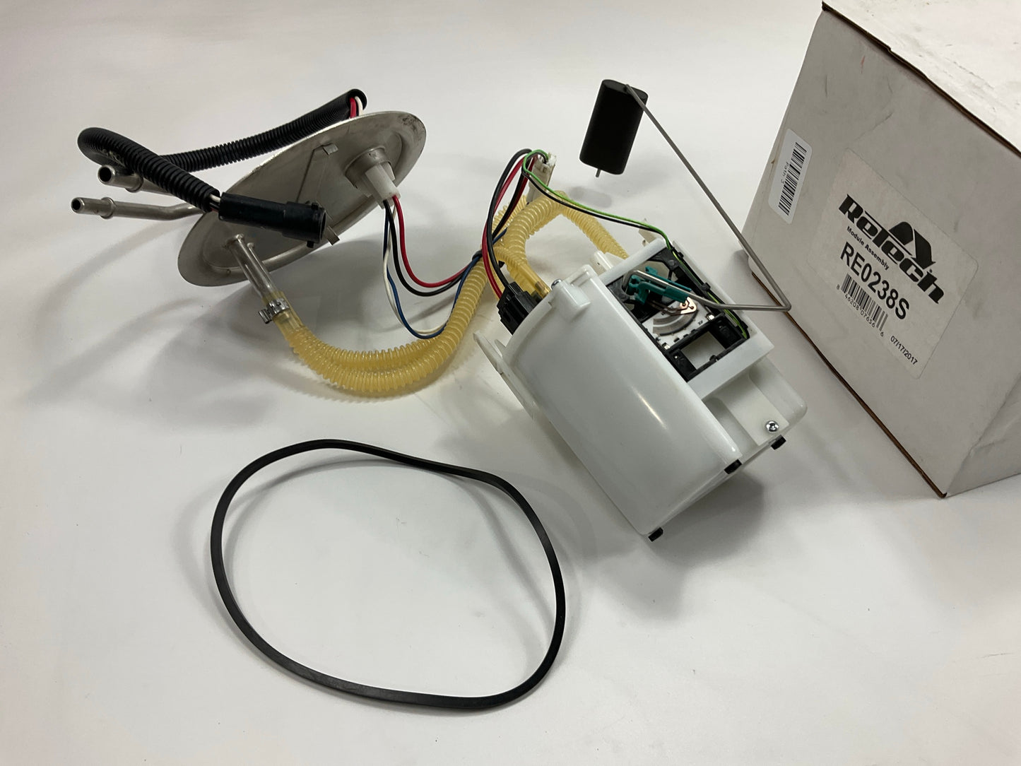 REMAN. Retech RE0238S Fuel Pump For 1999-2004 Ford F-250 F-350 Super Duty Gas