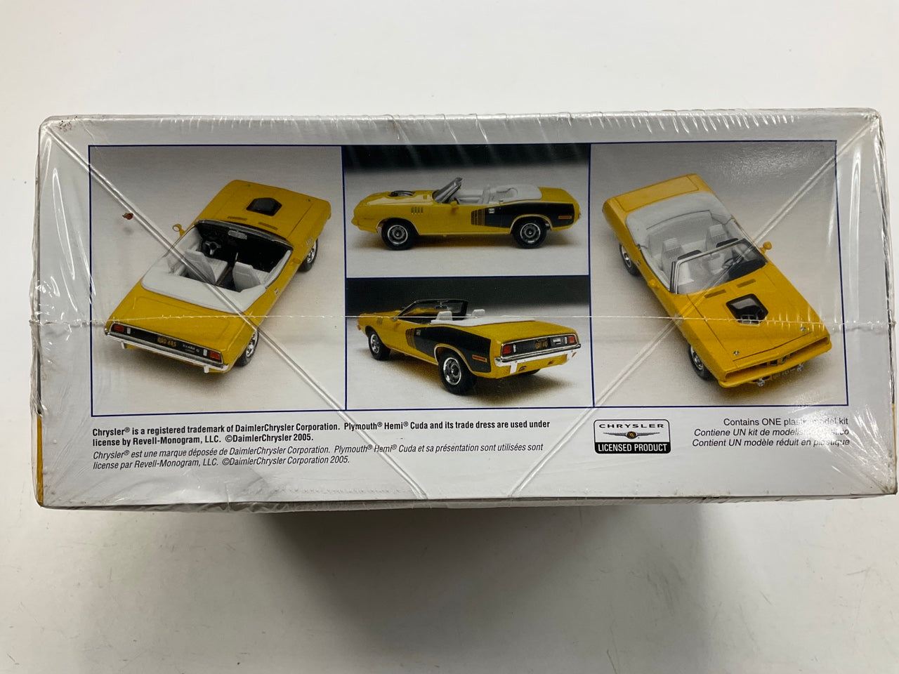 Revell For 1971 Hemi Cuda Convertible Model Kit 1:24 Scale