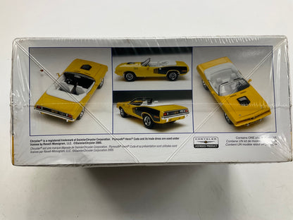 Revell For 1971 Hemi Cuda Convertible Model Kit 1:24 Scale