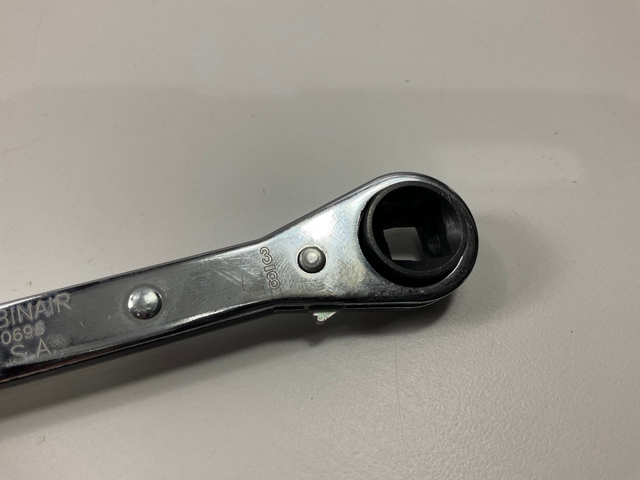 Robinair 10696 A/C 1/4'' 3/8'' 3/16'' 5/16'' Ratcheting Wrench 4 Way Square Drive
