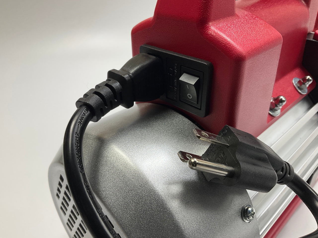 Robinair 15300 VacuMaster Economy Vacuum Pump - 2-Stage, 3 CFM