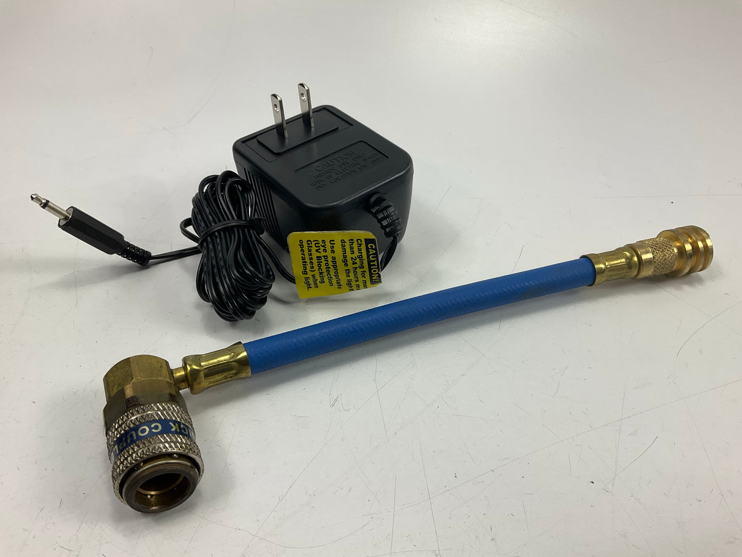 NEW, OPEN BOX - Robinair 16380 UV A/C Air Conditioning Leak Detection Kit 134a