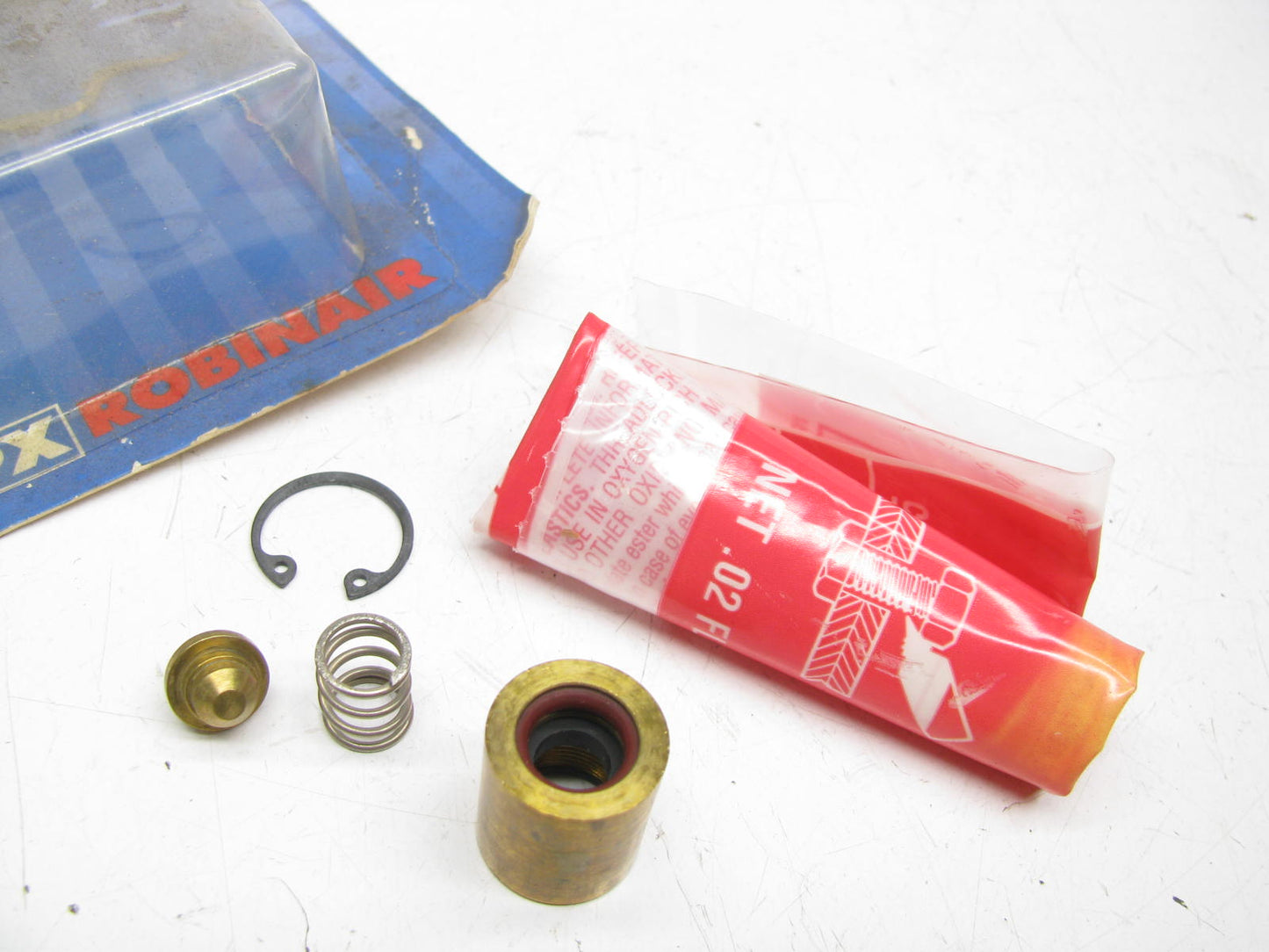 Robinair 18451 45 Degree 1/4'' In Quick Seal Repair Kit