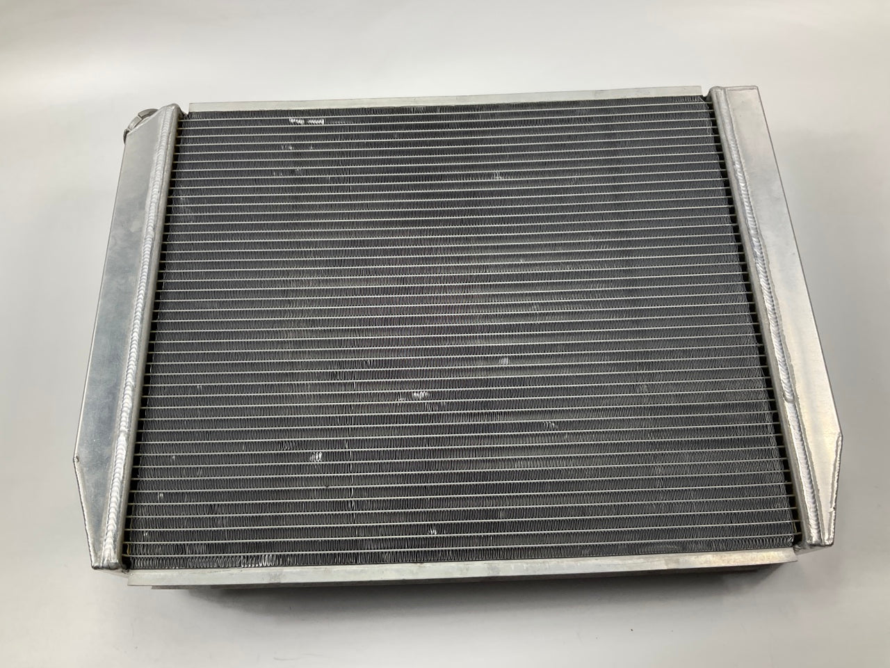 Ron Davis 1S-26193 Stock Car Racing Chevy Style Aluminum Radiator 26''X19''X3''