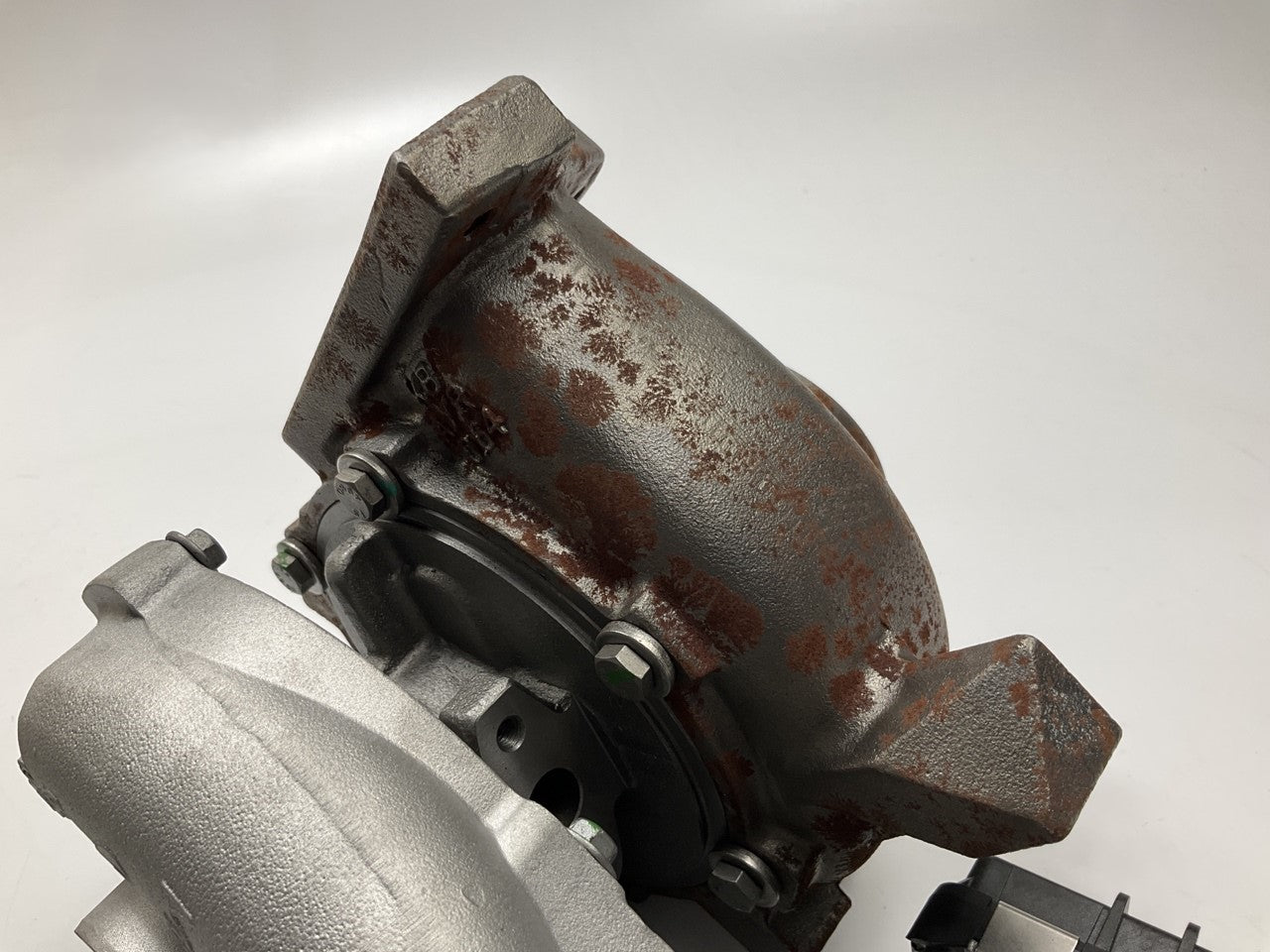 REBUILDABLE CORE, RUST - Rotomaster A8220101R Turbocharger 04-06 Sprinter 2.7L