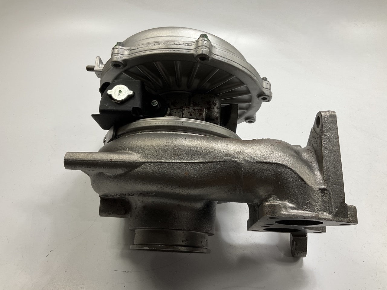 Surface Rust - Rotomaster A8370106RV Turbocharger 07-10 GM Duramax 6.6L Diesel